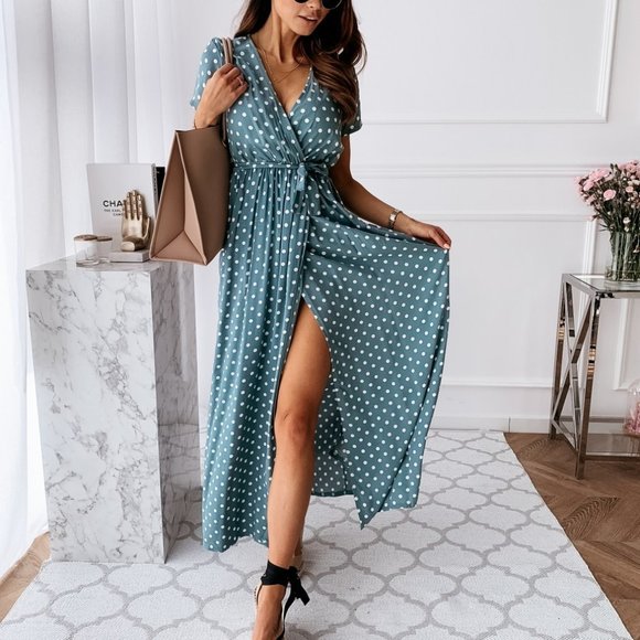BOHO/SOHO Dresses & Skirts - V-neck Polka Dot Print Short Sleeve Boho